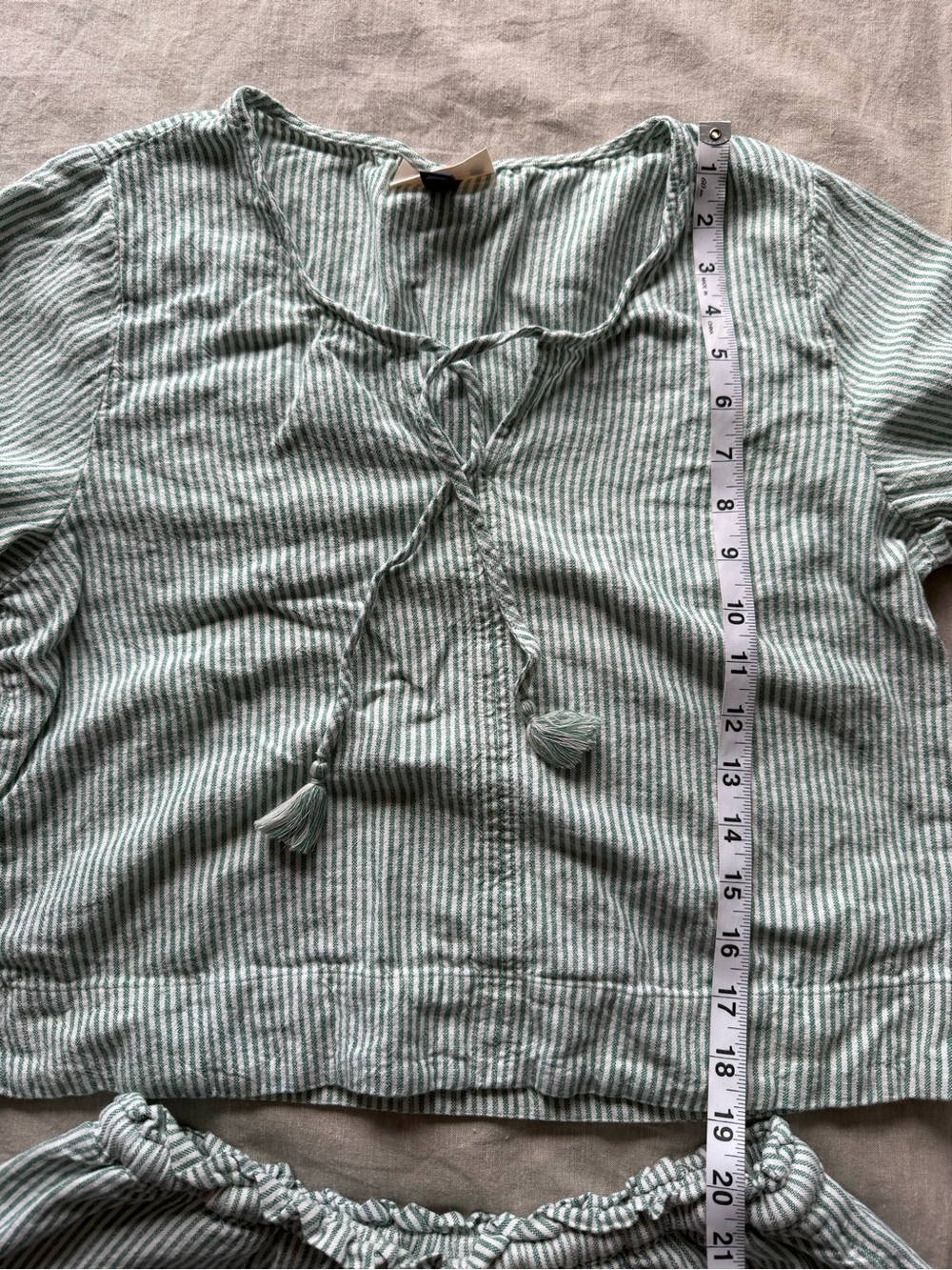 Universal Thread Sage Green Striped Lounge Top & Drawstring Shorts - Picture 6 of 8